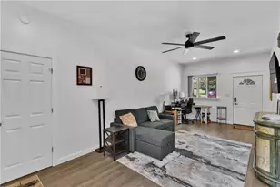 710 E Smithfield St, Elizabeth Twp/Boro, PA 15047 - Photo 14