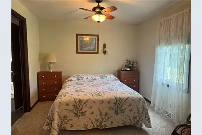 427 Ridgelawn Ave, Neshannock Township, PA 16105 - Photo 12