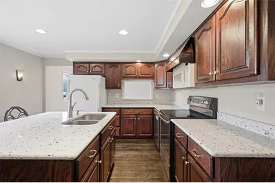 10501 Farview Dr, North Huntingdon, PA 15642 - Photo 14