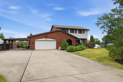 10501 Farview Dr, North Huntingdon, PA 15642 - Photo 2