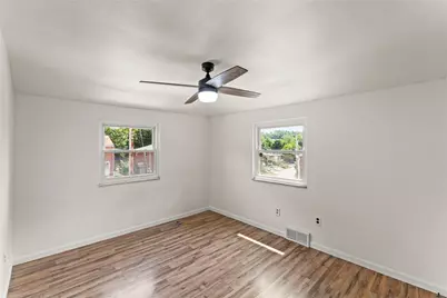 836 Killarney Drive, Pittsburgh, PA 15234 - Photo 10