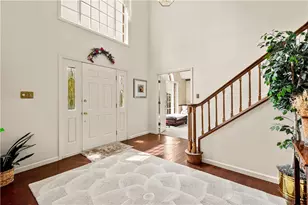708 Acorn Ln, Jefferson Hills, PA 15025 - Photo 6