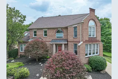 2615 Rossmoor Dr, Pittsburgh, PA 15241 - Photo 1