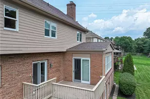 2615 Rossmoor Dr, Pittsburgh, PA 15241 - Photo 4