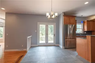 2615 Rossmoor Dr, Pittsburgh, PA 15241 - Photo 16