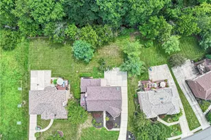 2615 Rossmoor Dr, Pittsburgh, PA 15241 - Photo 8