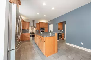 2615 Rossmoor Dr, Pittsburgh, PA 15241 - Photo 18
