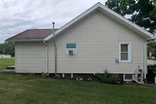 324 Madison St, Marion Township, PA 16255 - Photo 6