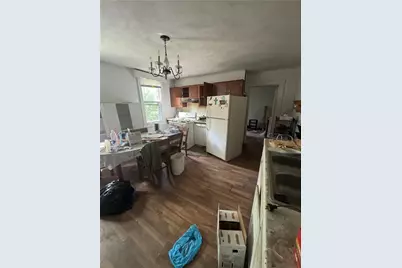1004 Ravine St, Munhall, PA 15120 - Photo 6