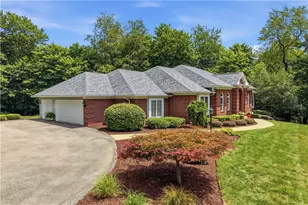 727 Franklin Rd, Pine Township, PA 16046 - Photo 2