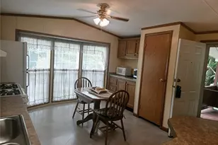 214 Baxter Ln, Center Township, PA 16001 - Photo 10