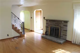 710 Center Ave, North Charleroi, PA 15022 - Photo 2