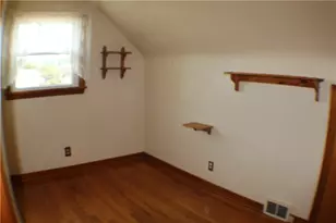 710 Center Ave, North Charleroi, PA 15022 - Photo 14