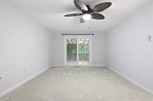 204 Summerfield Dr, Economy, PA 15005 - Photo 26