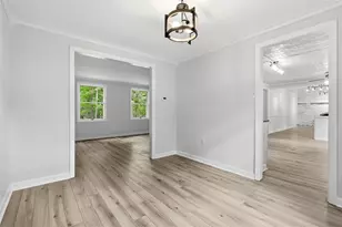 204 Summerfield Dr, Economy, PA 15005 - Photo 14