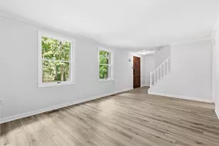 204 Summerfield Dr, Economy, PA 15005 - Photo 8