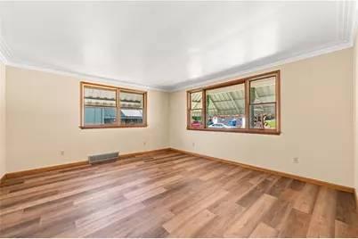 16 S 5th, Youngwood, PA 15697 - Photo 6