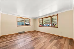 16 S 5th, Youngwood, PA 15697 - Photo 6