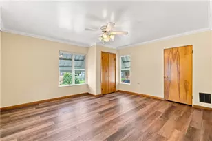 16 S 5th, Youngwood, PA 15697 - Photo 16