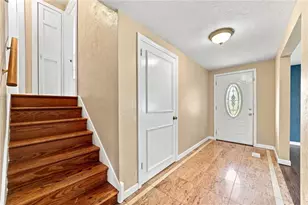 3832 Evergreen Dr, Monroeville, PA 15146 - Photo 2