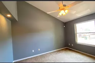 298 2nd St, Pitcairn, PA 15140 - Photo 16