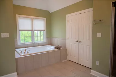 2 Presidential Ln, Adams Township, PA 16059 - Photo 18