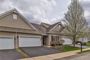 254 Patriot Ln, Economy, PA 15042 - Photo 2