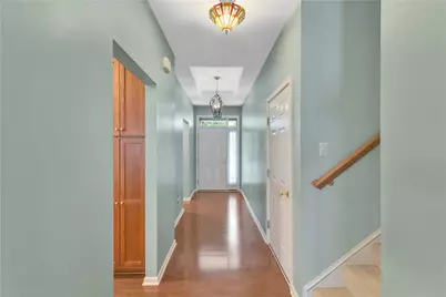 254 Patriot Ln, Economy, PA 15042 - Photo 8