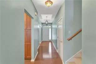254 Patriot Ln, Economy, PA 15042 - Photo 8