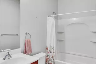 254 Patriot Ln, Economy, PA 15042 - Photo 10