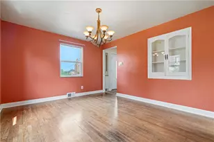 213 Caryl Dr, Pittsburgh, PA 15236 - Photo 10
