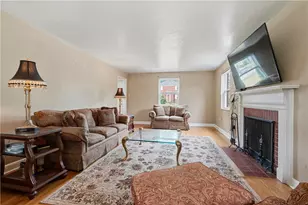 213 Caryl Dr, Pittsburgh, PA 15236 - Photo 4