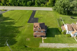 510 Brick Ln, Derry Township, PA 15661 - Photo 4