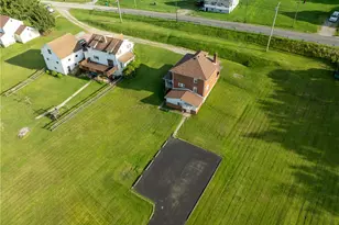 510 Brick Ln, Derry Township, PA 15661 - Photo 6