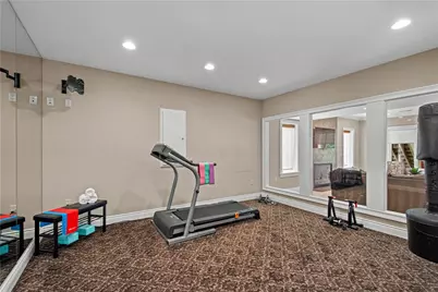 9807 Sumner Dr, Pittsburgh, PA 15101 - Photo 32
