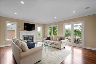 9807 Sumner Dr, Pittsburgh, PA 15101 - Photo 10