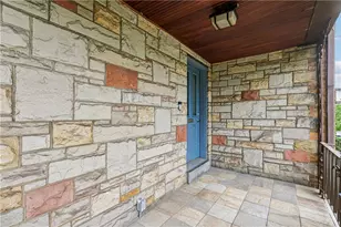 5442 Beacon St, Pittsburgh, PA 15217 - Photo 4