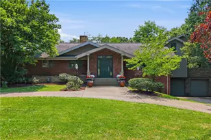 2072 Outlook Dr, Pittsburgh, PA 15241 - Photo 1