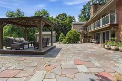 2072 Outlook Drive, Pittsburgh, PA 15241 - Photo 24