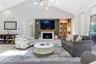 2072 Outlook Dr, Pittsburgh, PA 15241 - Photo 6
