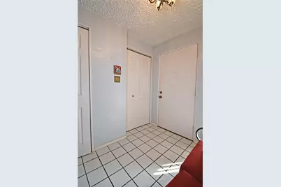 276 Ringold Ave, Green Tree, PA 15205 - Photo 4