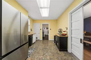 308 Alexander Ave, Greensburg, PA 15601 - Photo 8
