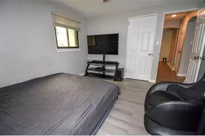 1491 Hollyrood Rd, Pittsburgh, PA 15227 - Photo 14