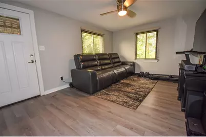 1491 Hollyrood Rd, Pittsburgh, PA 15227 - Photo 4