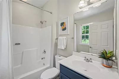 284 Broadstone Dr, Adams Township, PA 16046 - Photo 14