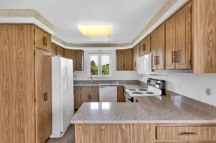 107 Greenridge Dr, Carroll Twp, PA 15063 - Photo 10