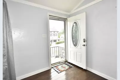 3018 Mount Troy Rd, Pittsburgh, PA 15212 - Photo 2