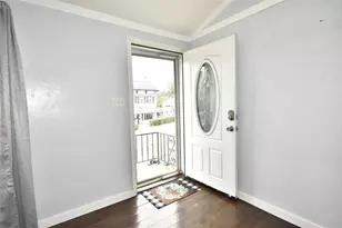 3018 Mt Troy Rd, Pittsburgh, PA 15212 - Photo 2