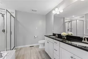 868 Highpointe Cir, Scott Township, PA 15220 - Photo 16