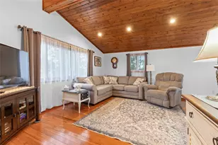 1207 Lewis Ave, Hempfield Township, PA 15644 - Photo 4
